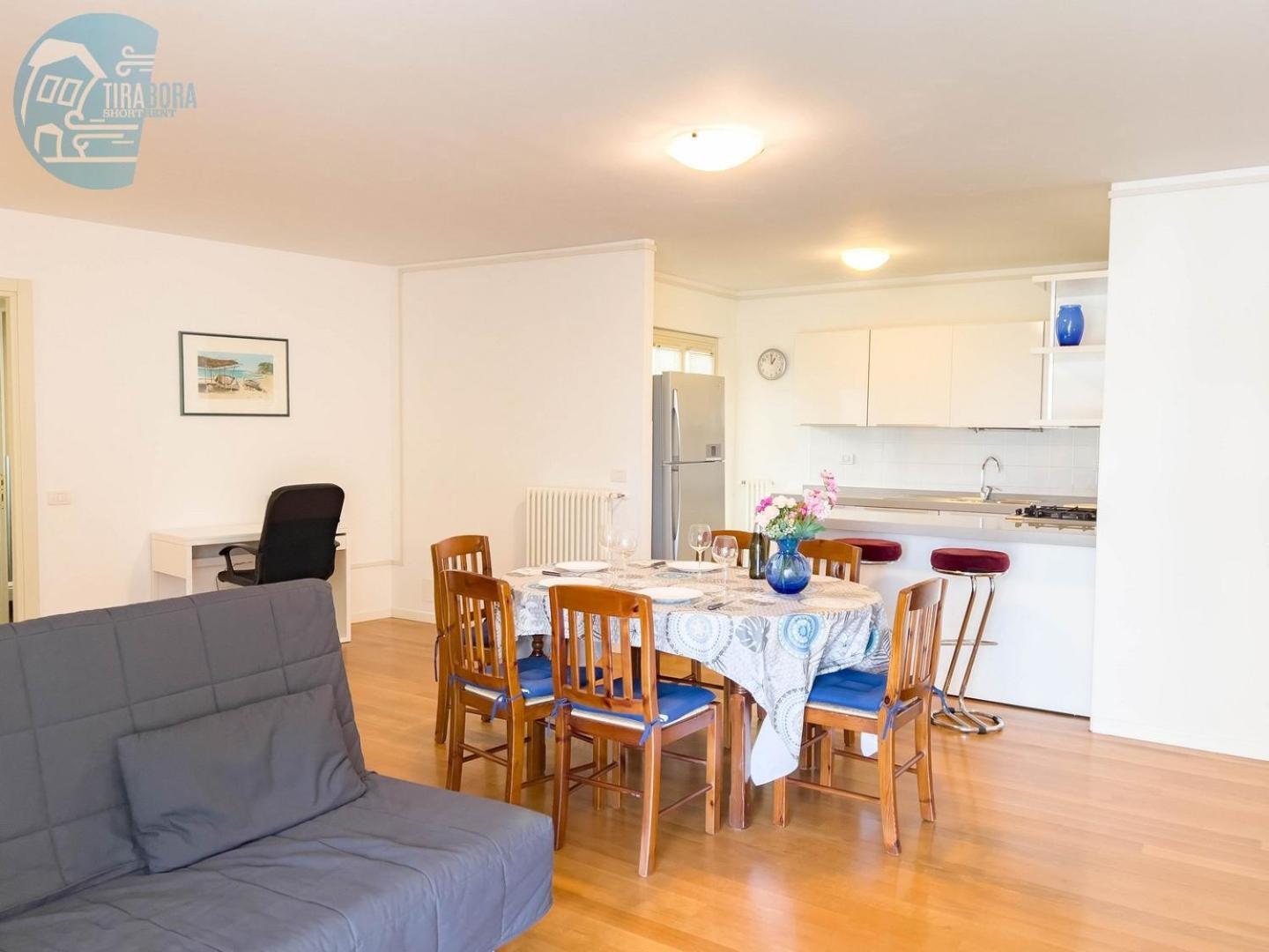 Cattedrale 5 Tirabora Short Rent Lägenhet Trieste Exteriör bild