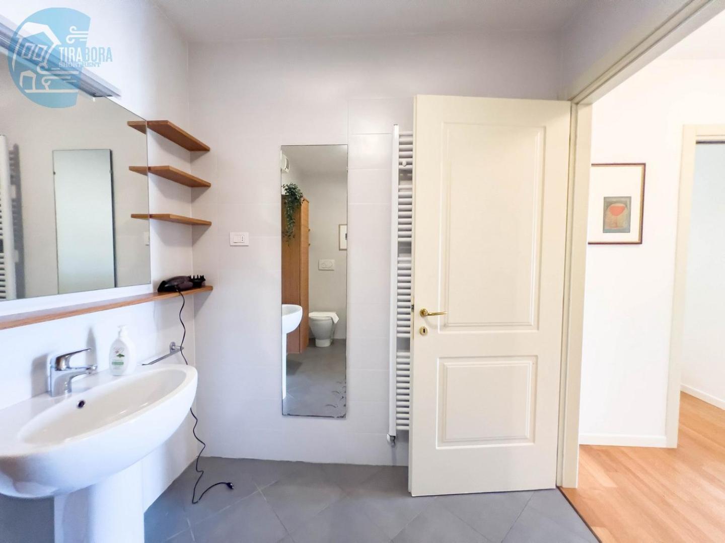 Cattedrale 5 Tirabora Short Rent Lägenhet Trieste Exteriör bild