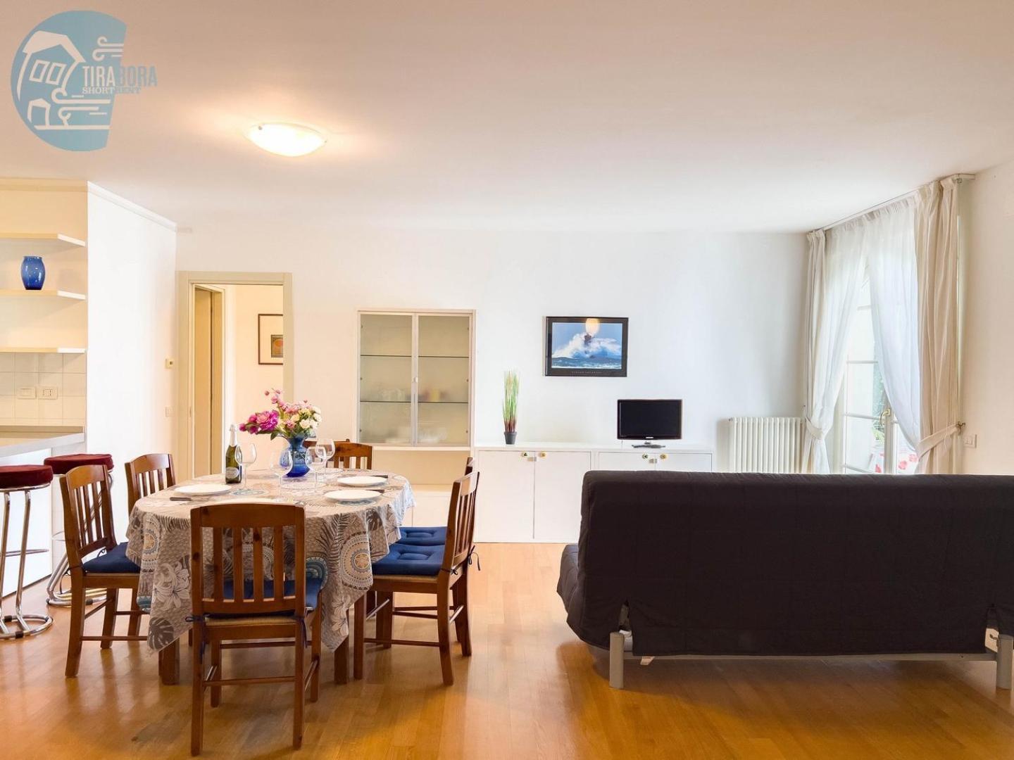 Cattedrale 5 Tirabora Short Rent Lägenhet Trieste Exteriör bild