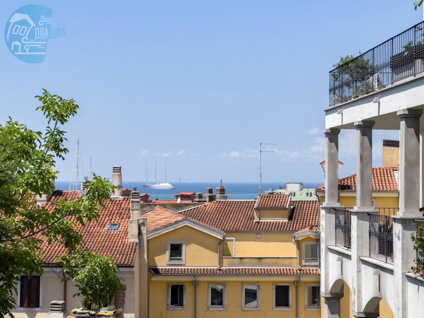 Cattedrale 5 Tirabora Short Rent Lägenhet Trieste Exteriör bild