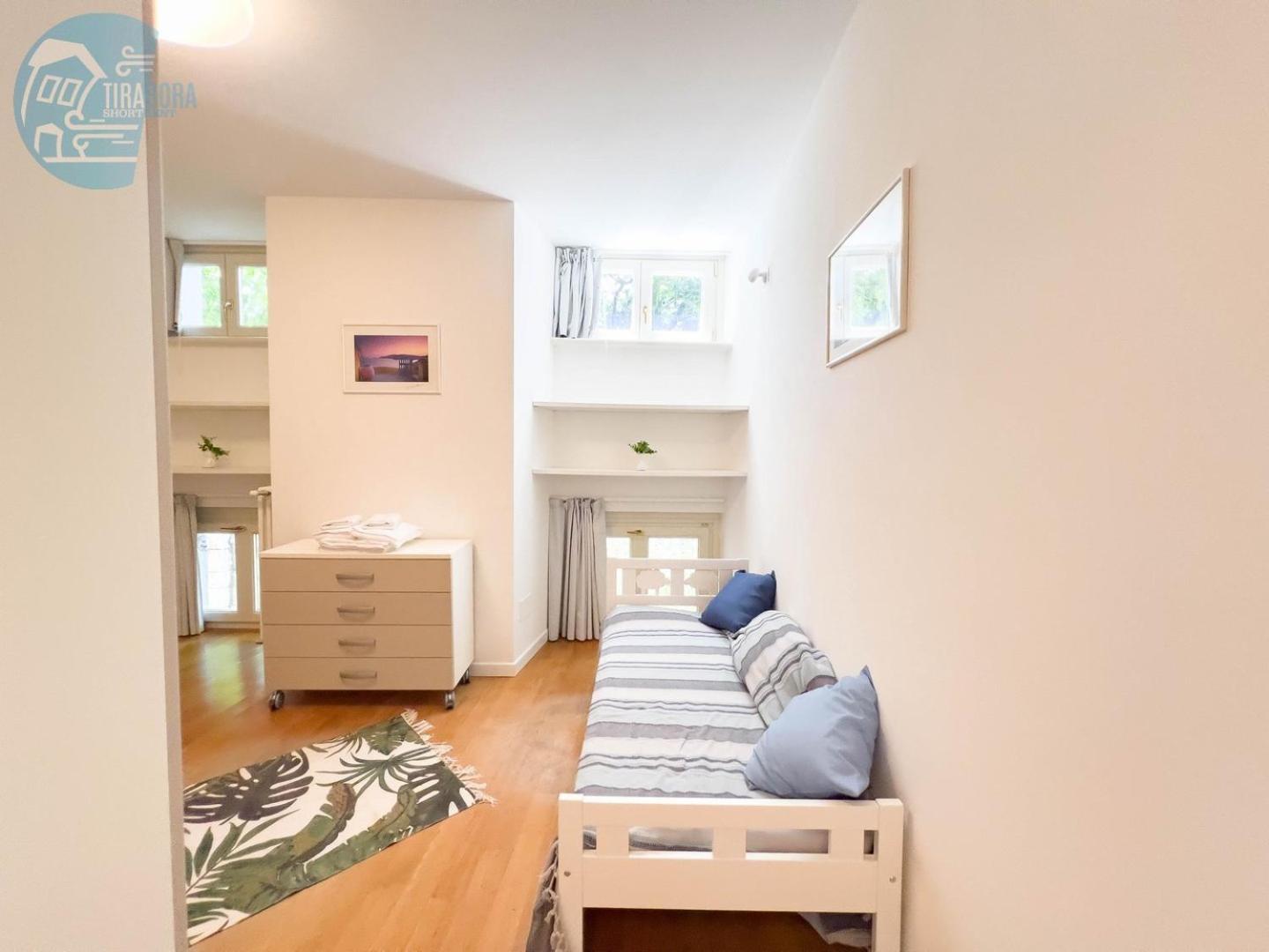 Cattedrale 5 Tirabora Short Rent Lägenhet Trieste Exteriör bild